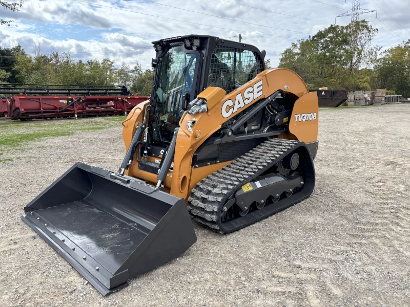 Case TV370B Skid Steer