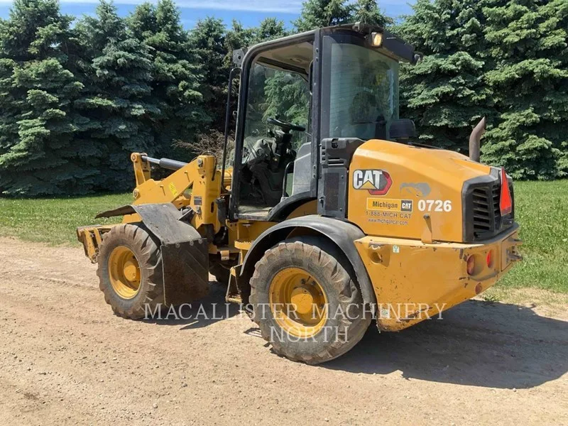 Caterpillar 908 Wheel Loader