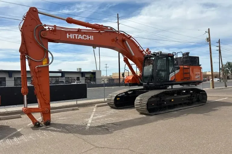 Hitachi ZX490-7 Excavator