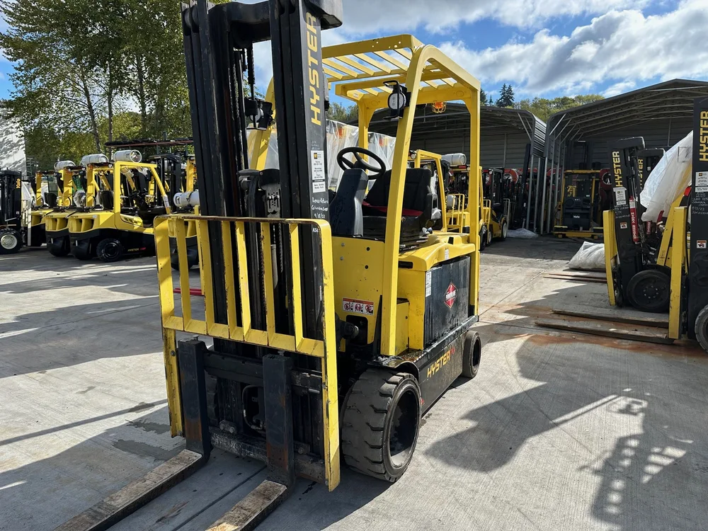 Hyster E70XN Forklift