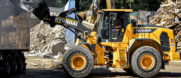 Hyundai HL960A Wheel Loader