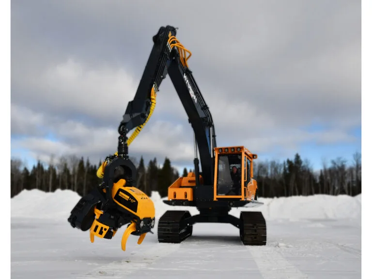 Hyundai HX220A Excavator