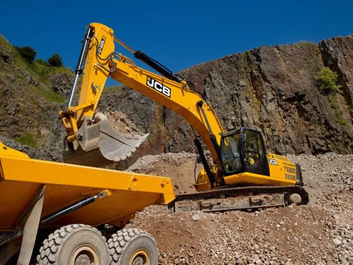 JCB JS370 Excavator