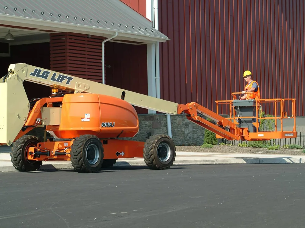 JLG 600AJ Aerial Work Platform