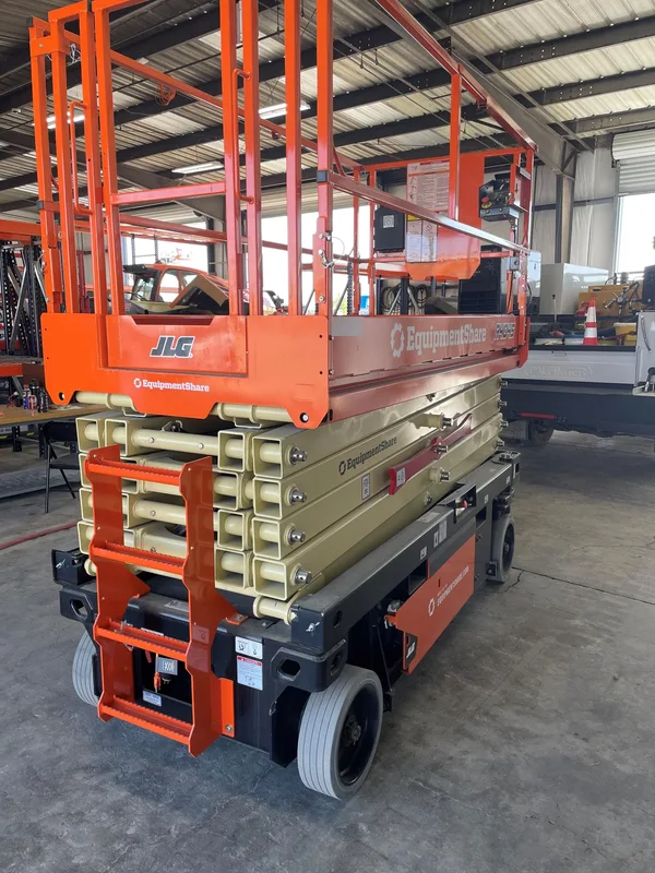 JLG R4045 Aerial Work Platform