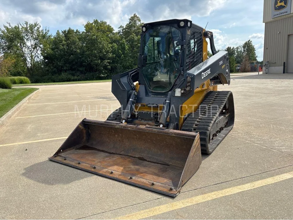John Deere 333G Skid Steer