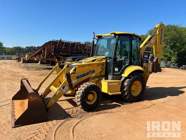 Komatsu WB146-5 Backhoe Loader