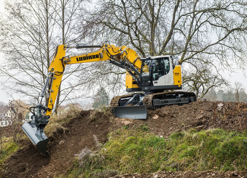 Liebherr R 926 Excavator