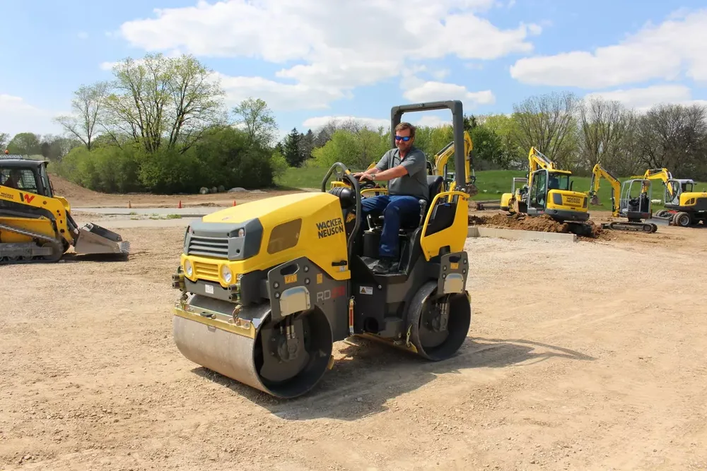 Wacker Neuson RD27 Compactor